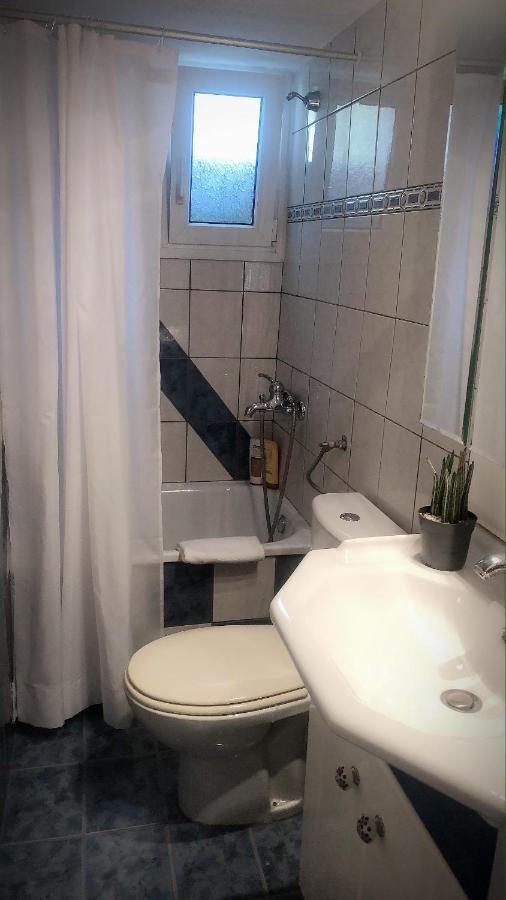 The Green Apartment Kavala Esterno foto