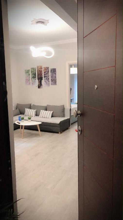 The Green Apartment Kavala Esterno foto
