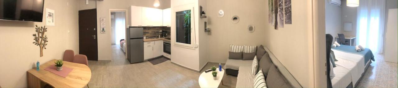 The Green Apartment Kavala Esterno foto