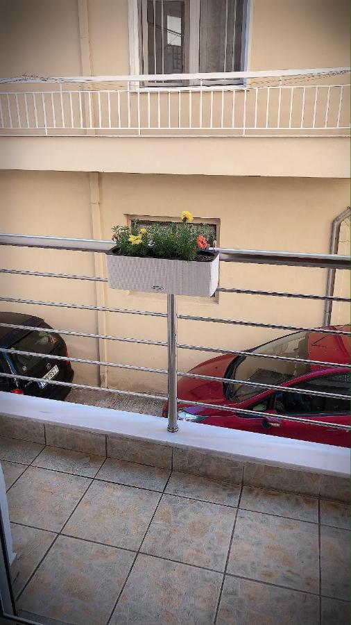 The Green Apartment Kavala Esterno foto