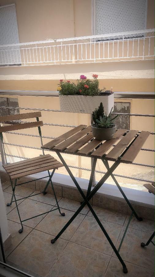 The Green Apartment Kavala Esterno foto